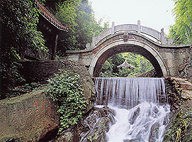湖州长兴顾渚山茶园天气 湖州长兴顾渚山茶园天气